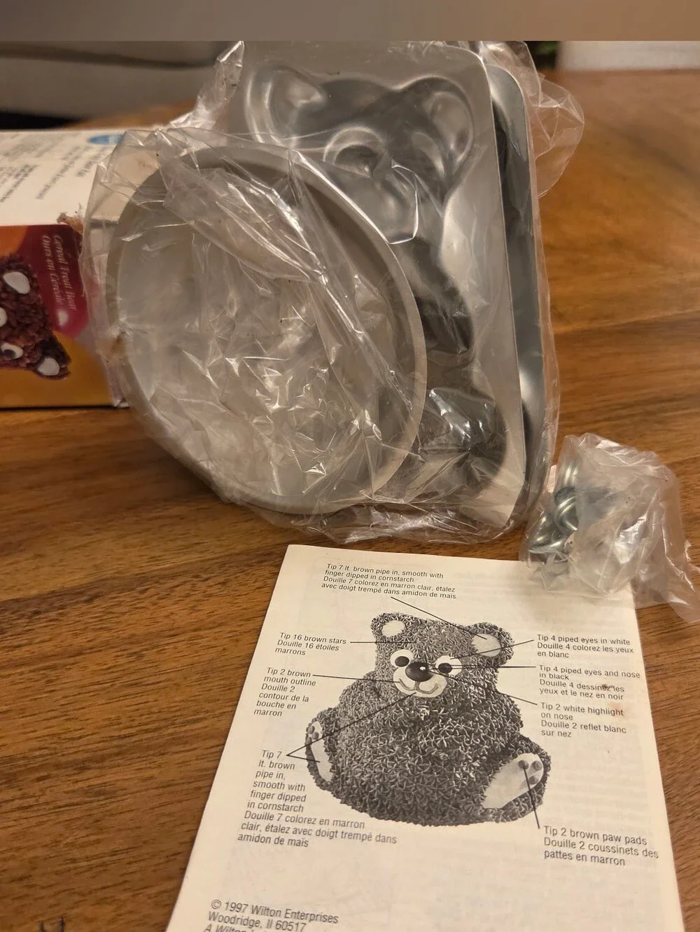 Wilton Mini Stand-Up Teddy Bear Cake Pan - Brown